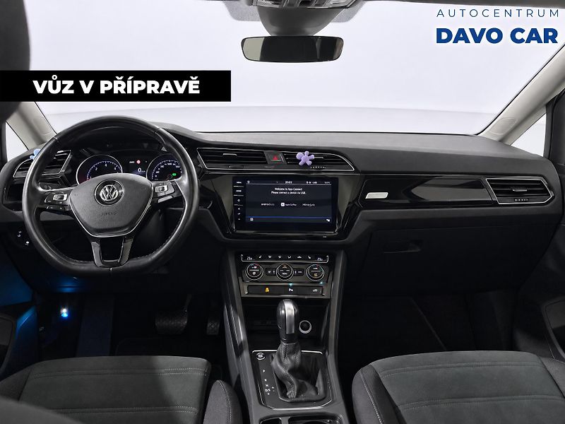 Volkswagen Touran 2,0 TDI 85kW DSG Parorama Navi - fotka 3 z 12