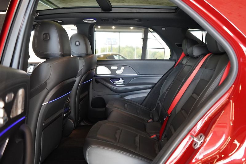 Mercedes-Benz GLE 53 AMG, Masáž, Ventilace, HUD - fotka 44 z 50
