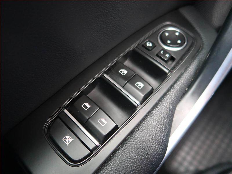 Kia Ceed (2021) Gold 1.6 CRDi MHEV, Serv.kniha - fotka 16 z 17