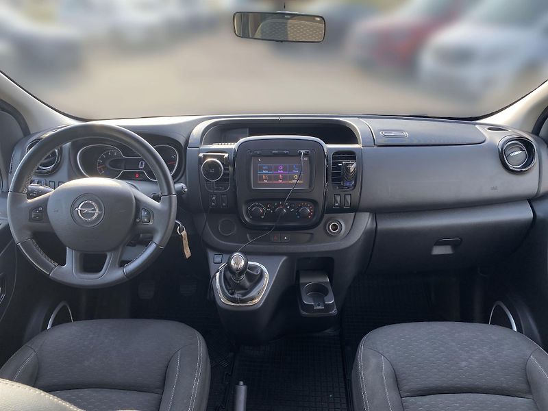 Opel Vivaro 1.6 CDTI 107 kW - fotka 9 z 23