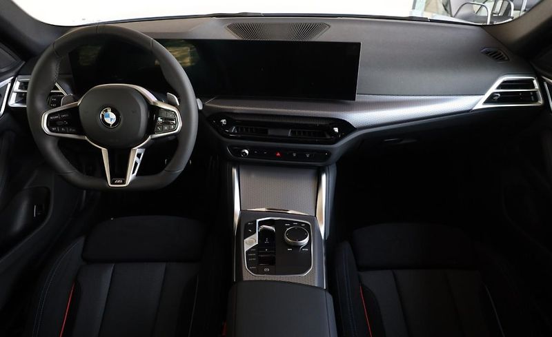 BMW Řada 4 420d xDrive Gran Coupe - fotka 5 z 17
