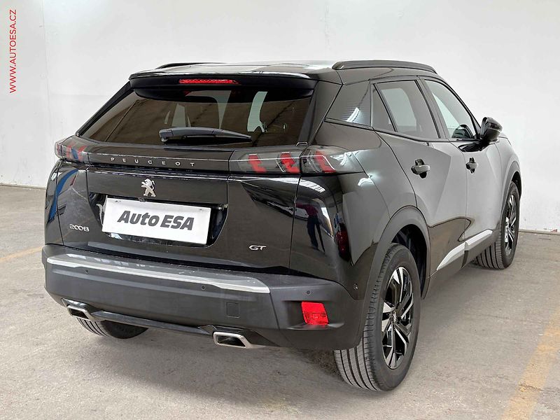 Peugeot 2008 (2021) 1.2PT, ČR, servis.kniha - fotka 4 z 18