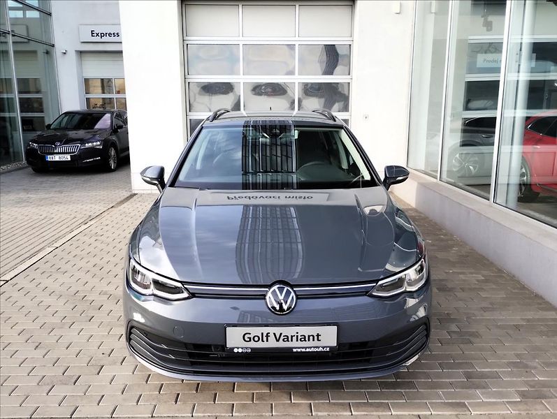 Volkswagen Golf Variant 1,5 eTSI 7DSG mHEV  Life - fotka 2 z 17