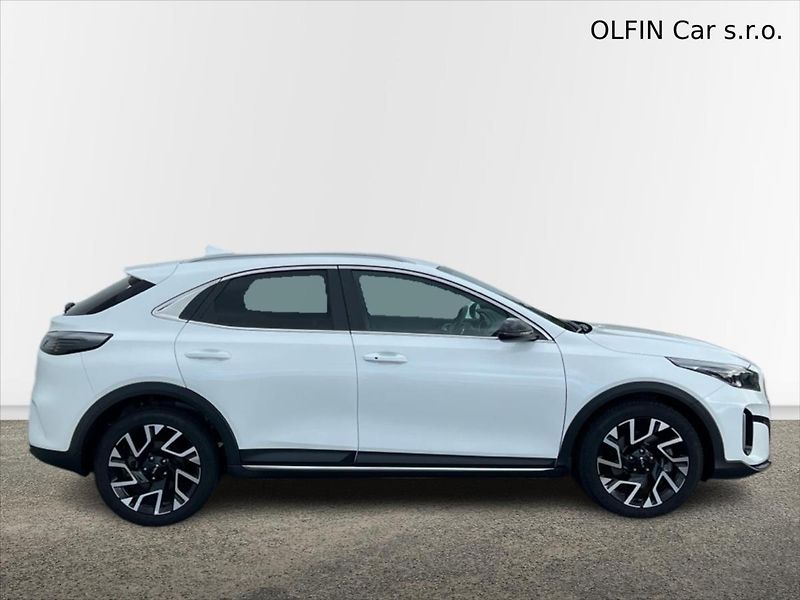 Kia XCeed 1,6 T-GDi 132kW 7DCT STEEL EDI - fotka 3 z 26