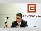 Skupina ČEZ představila na tiskové konferenci 30. listopadu v Praze svoji první dobíjecí stanici pro elektromobily. Na snímku Tomáš Chmelík, manažer útvaru čisté energie.