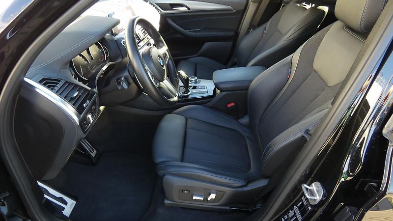BMW X3 xDrive M40i - fotka 19 z 23