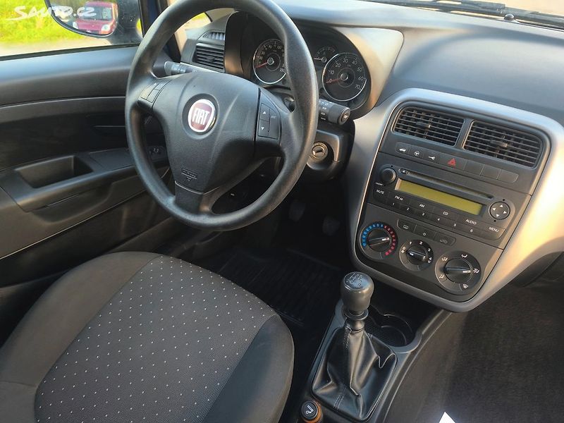 Fiat Punto 1,4,SERVISKA,100TKM,1MAJ65LET - fotka 8 z 23