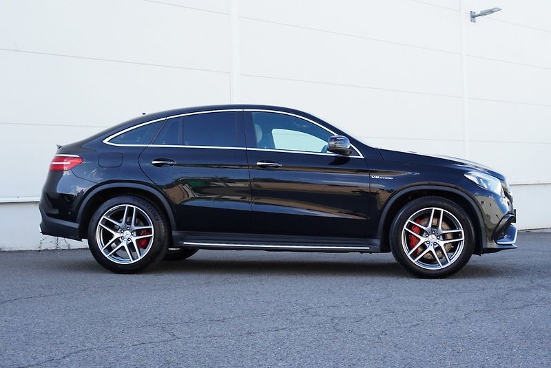 Mercedes-Benz GLE 63S AMG 4M - fotka 18 z 50