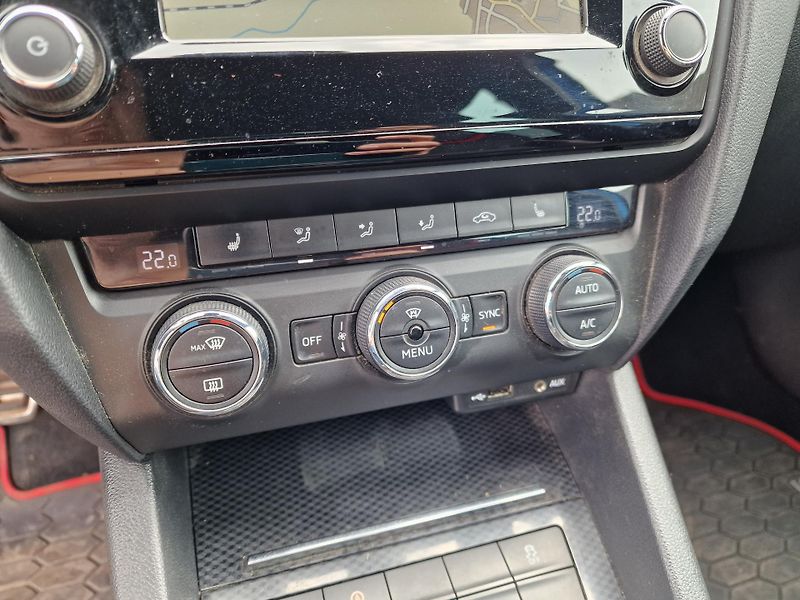 Škoda Octavia RS 2,0TDI 135KW  - fotka 15 z 23