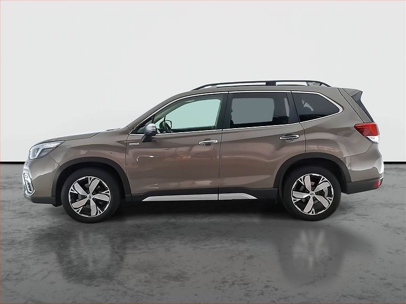 Subaru Forester (2020) 2.0 e-Boxer MHEV - fotka 3 z 25