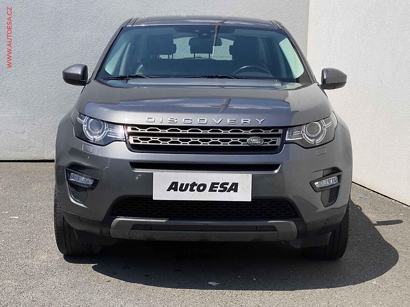 Land Rover Discovery Sport (2017) 2.0 TD4 4x4, AT, bixen, navi - fotka 2 z 18