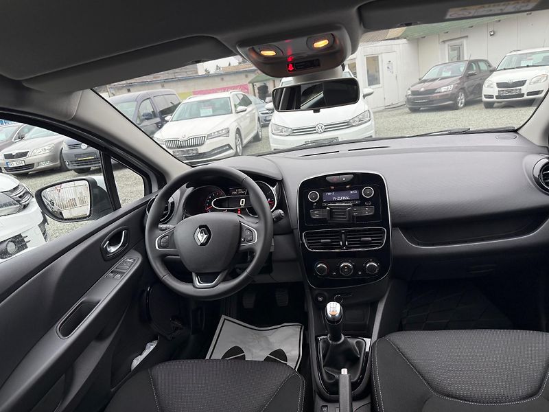 Renault Clio 0.9 TCe Generation - fotka 7 z 13