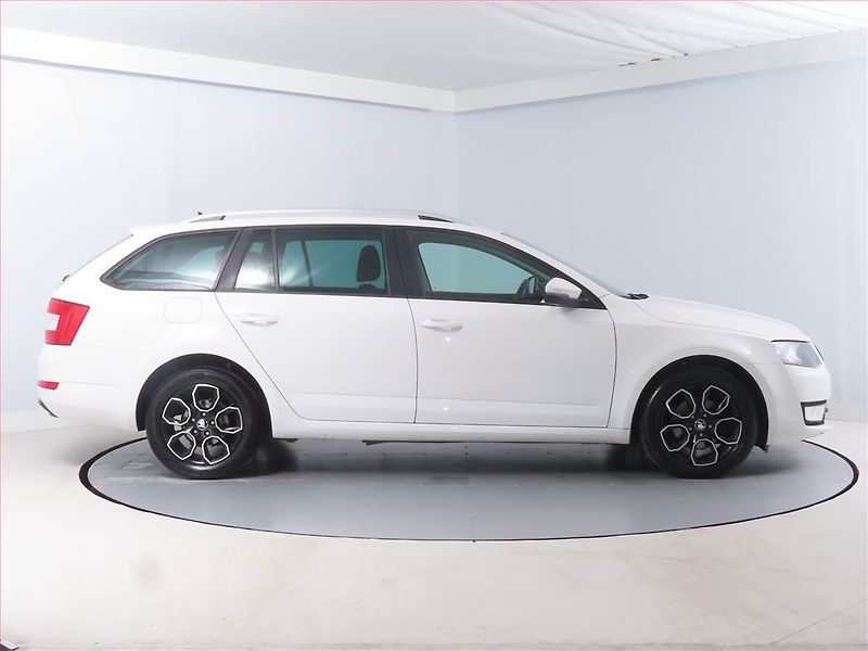 Škoda Octavia (2016) Ambition 2.0 TDI, Automat - fotka 6 z 16