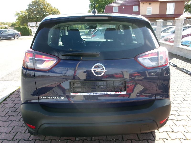 Opel Crossland X (2018) 1,2 PT DOHC KLIMA - fotka 8 z 31