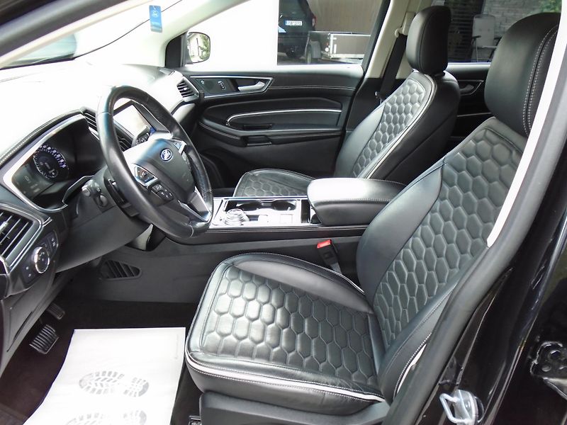 Ford Edge 2,0EcoBlue 175kW 8AT Vignale - fotka 17 z 45
