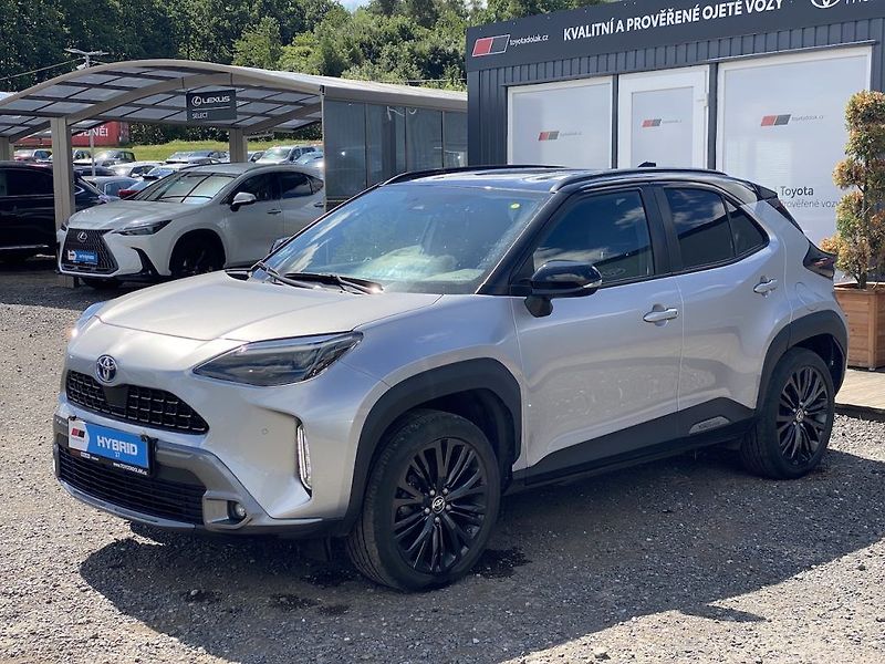 Toyota Yaris Cross 1.5HEV, ČR-1m, Adventure, 4x4 - fotka 4 z 17