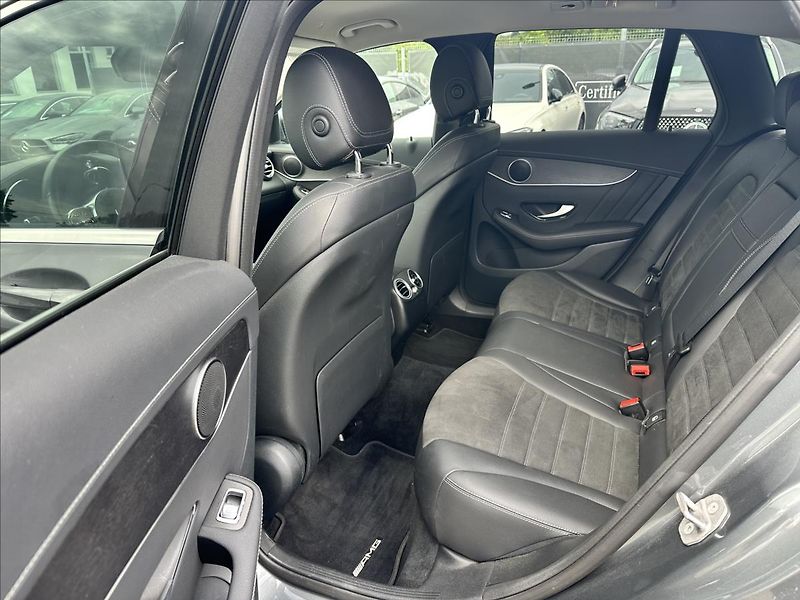 Mercedes-Benz GLC 220d 4MATIC AMG linie - fotka 11 z 14