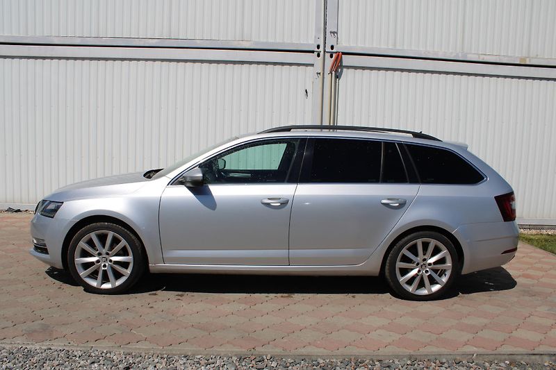 Škoda Octavia 2,0 TDI 110kw Style plus - fotka 6 z 25