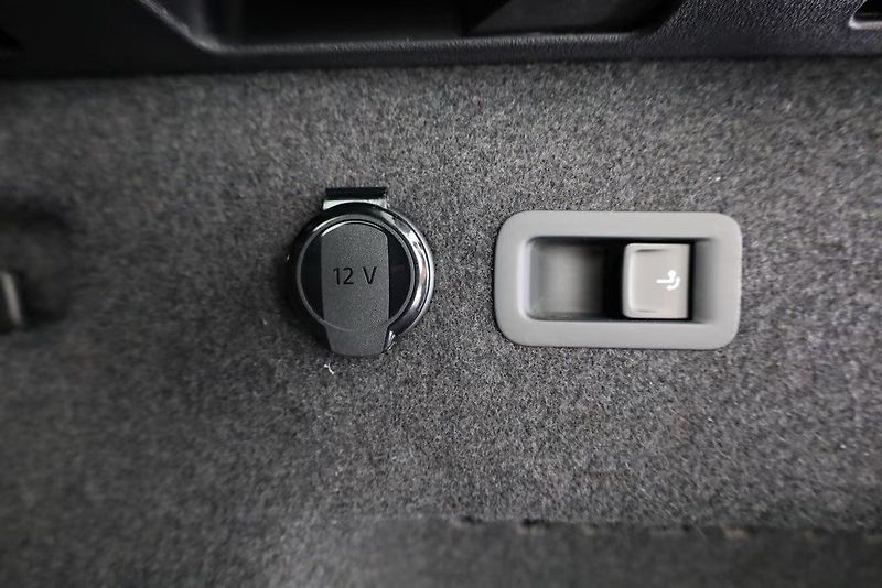 Škoda Kodiaq (2026) RS 2.0 TSI 195 kW Tažné 7míst - fotka 16 z 19