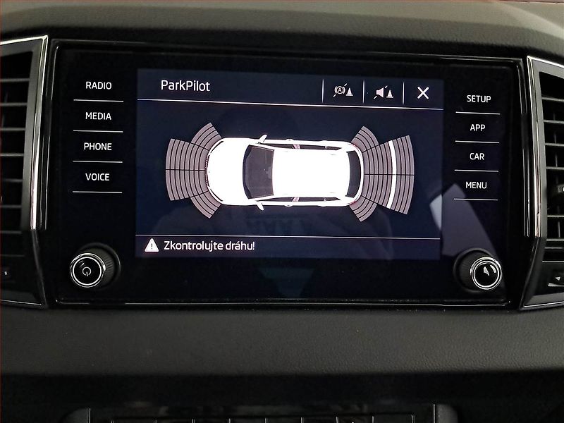 Škoda Karoq (2020) 1.5 TSI - fotka 16 z 21