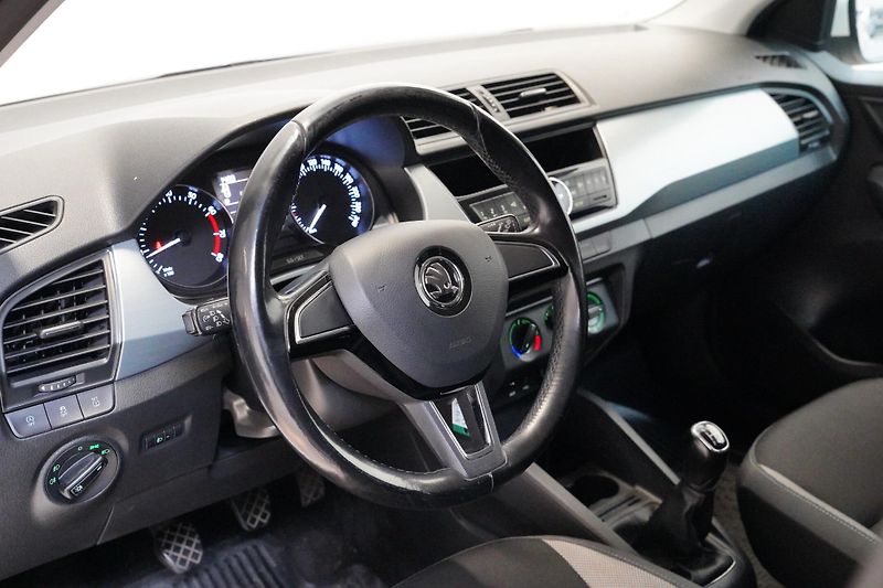 Škoda Fabia - fotka 5 z 6