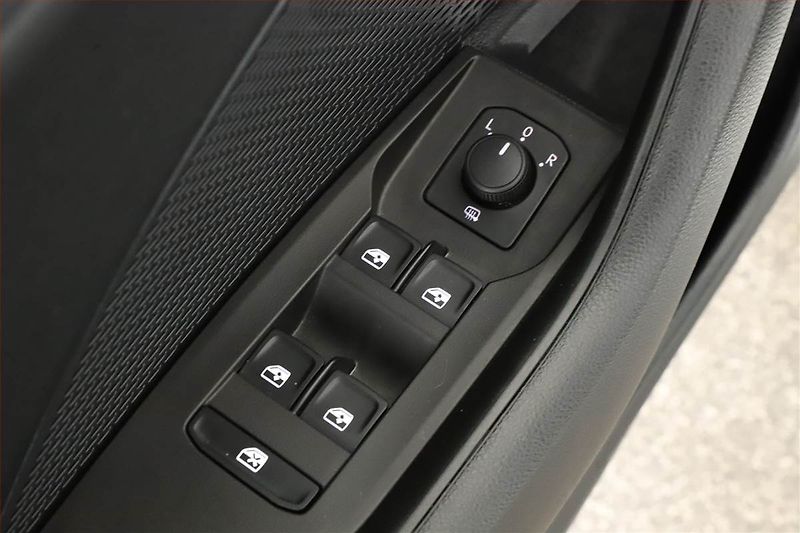 Škoda Octavia (2023) Ambition 2.0 TDI, ČR,1.maj - fotka 16 z 16