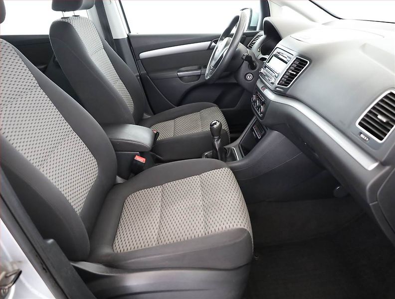 Volkswagen Sharan (2013) 2.0 TDI, Serv.kniha, Tempomat - fotka 7 z 13