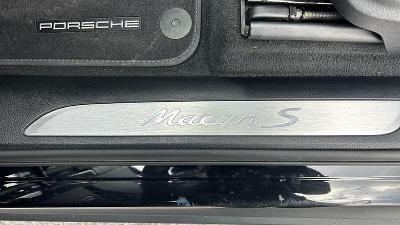 Porsche Macan 3.0  S - fotka 17 z 25