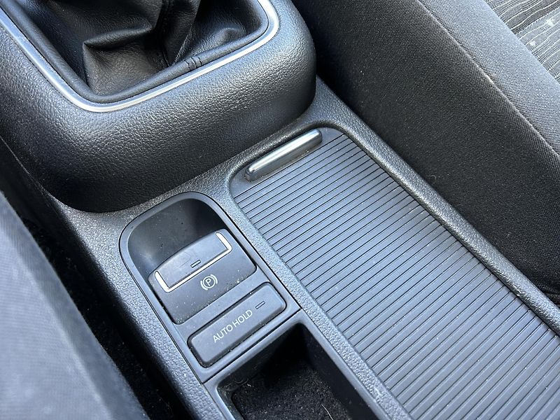 Volkswagen Tiguan (2015) 1.4 TSi 92KW pravidelný servis - fotka 21 z 35