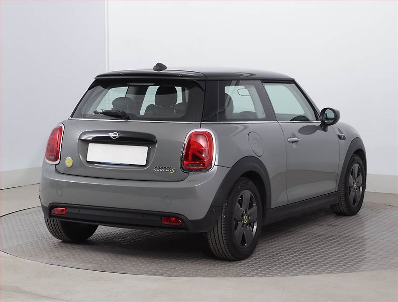Mini Ostatní (2021) Cooper SE 32 kWh, SoH 98% - fotka 5 z 20