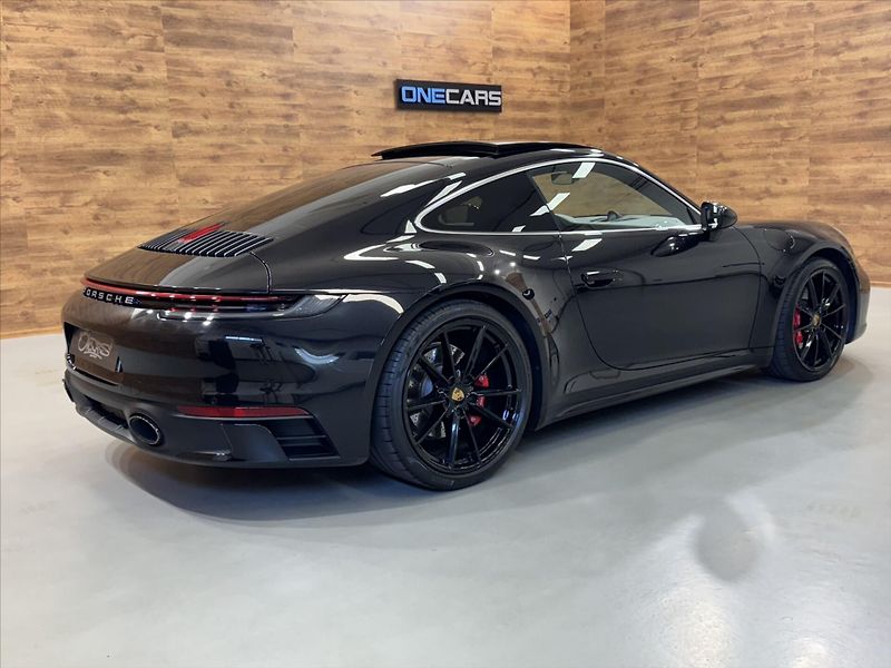 Porsche 911 CARRERA 4S SPORT DESIGN - fotka 3 z 29