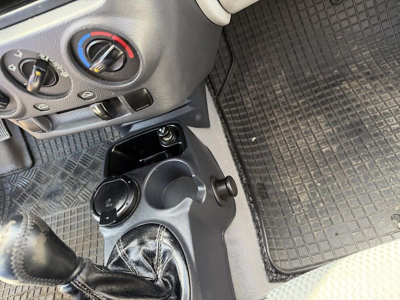 Kia Picanto 1.0i  LX - fotka 16 z 22