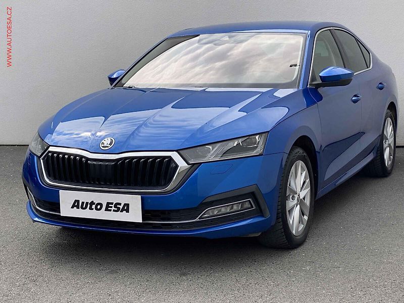 Škoda Octavia (2023) 1.5 e-TEC, 2.maj,ČR, Style - fotka 3 z 15