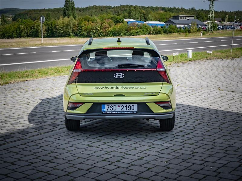 Hyundai Bayon 1,0   TGDI DCT WAVE - fotka 6 z 15