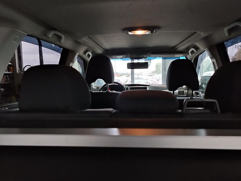 Subaru Forester (2010) 2.0i,taž.zař.,4x4 - fotka 17 z 33