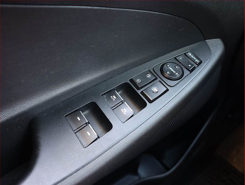 Hyundai Tucson (2019) 1.6 CRDi, 4X4, Automat - fotka 18 z 20