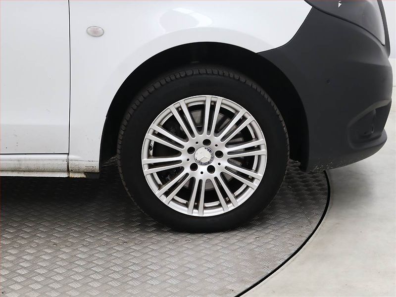 Mercedes-Benz Vito (2017) 114 CDI, Bus, 5Míst - fotka 12 z 13
