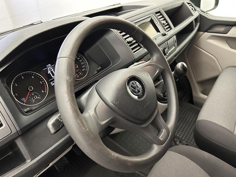 Volkswagen Transporter 2.0 TDI Long - fotka 8 z 22