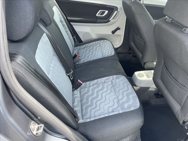 Škoda Fabia 1,4 i 16V Klima ESP serviska k - fotka 11 z 32