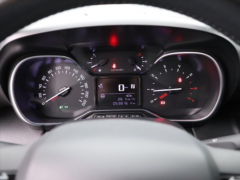 Citroën C3 Aircross 1,2 81kW Shine Aut.klima CZ - fotka 15 z 26