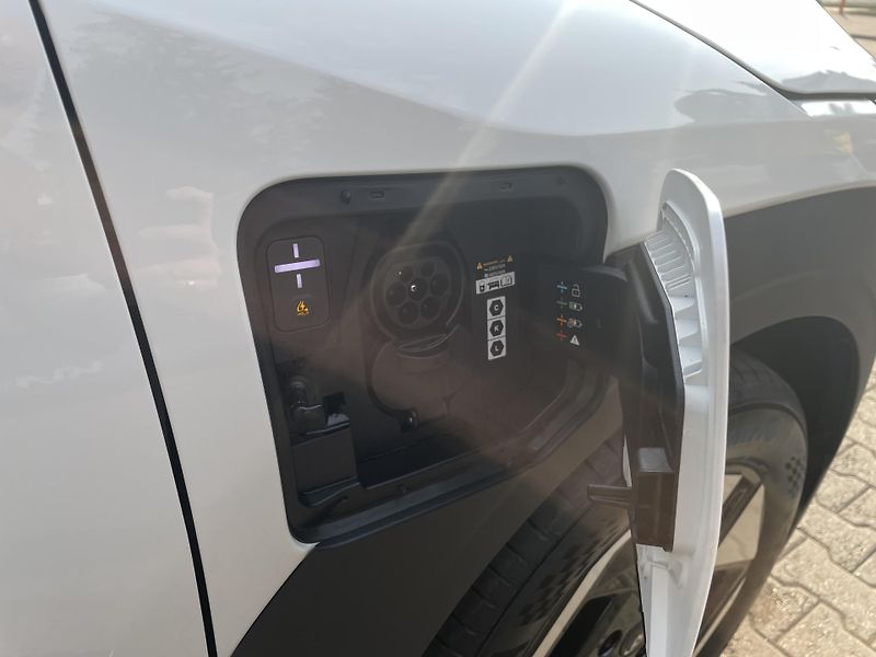 Kia EV3 (2025) AIR 150kW + 58 KWh - fotka 30 z 32