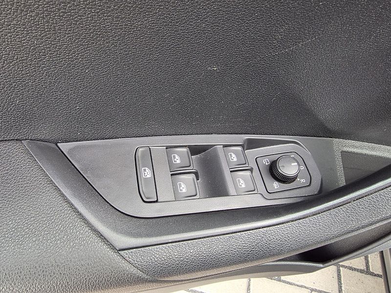 Škoda Karoq (2025) 1.5TSI 110kW DSG DRIVE ČR NOVÉ - fotka 17 z 22