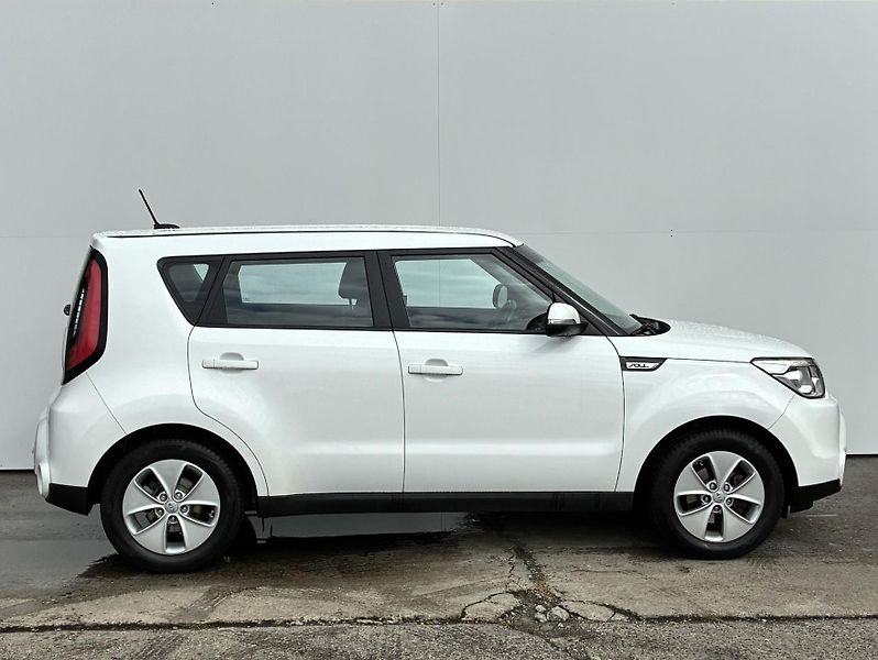 Kia Soul 1.6 GDI 97kW AT Exclusive - fotka 3 z 20