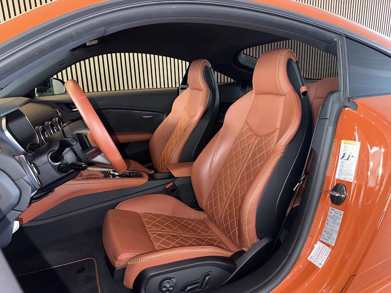 Audi TT 45 TFSI Coupé Exclusive B&O CZ - fotka 12 z 37