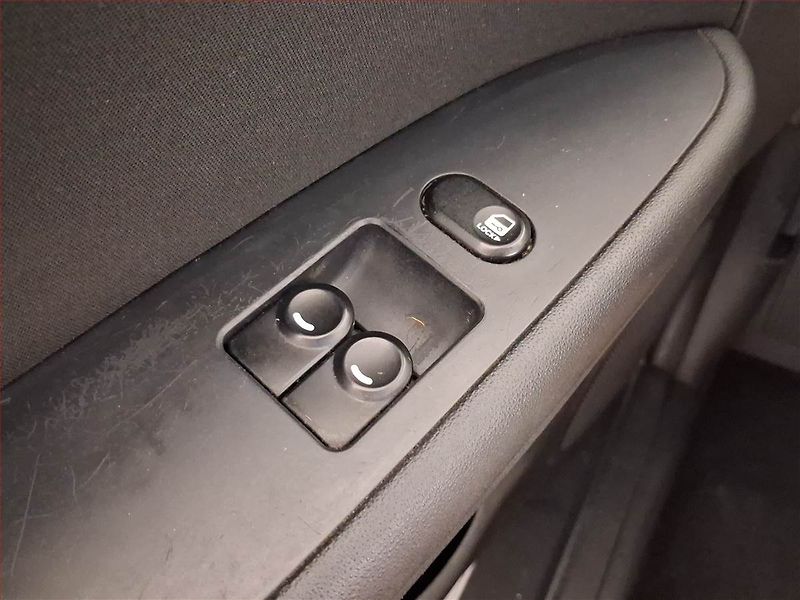 Hyundai i30 (2007) 1.4 CVVT, LPG, Serv.kniha - fotka 16 z 17