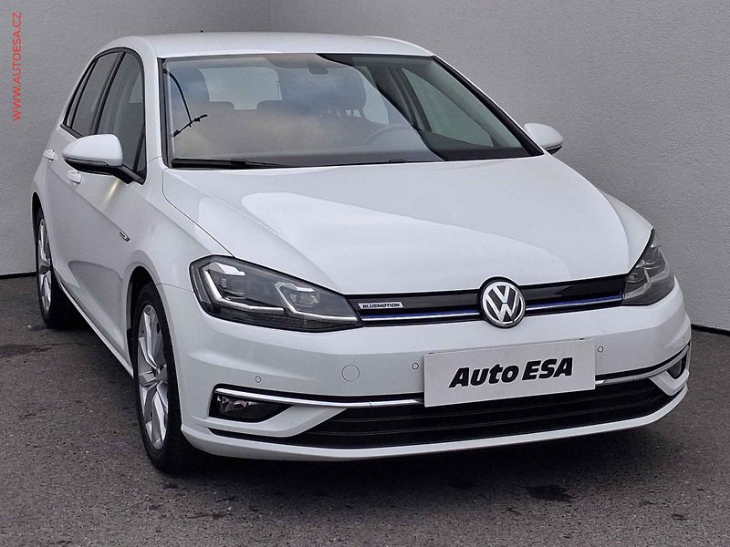Volkswagen Golf (2020) 1.5 TSi, 1.maj,ČR - fotografie inzerátu
