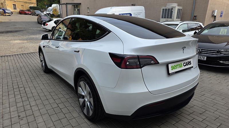 Tesla Model Y (2023) LR AWD Záruka SoH 93,2% - fotka 7 z 33
