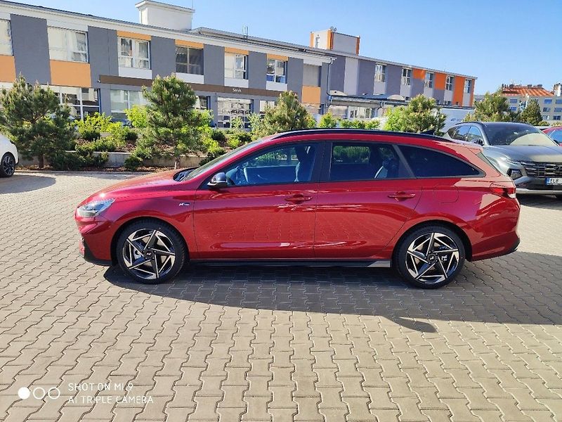 Hyundai i30 WG 26 1,6TGDI DCT N LINE - fotka 2 z 7
