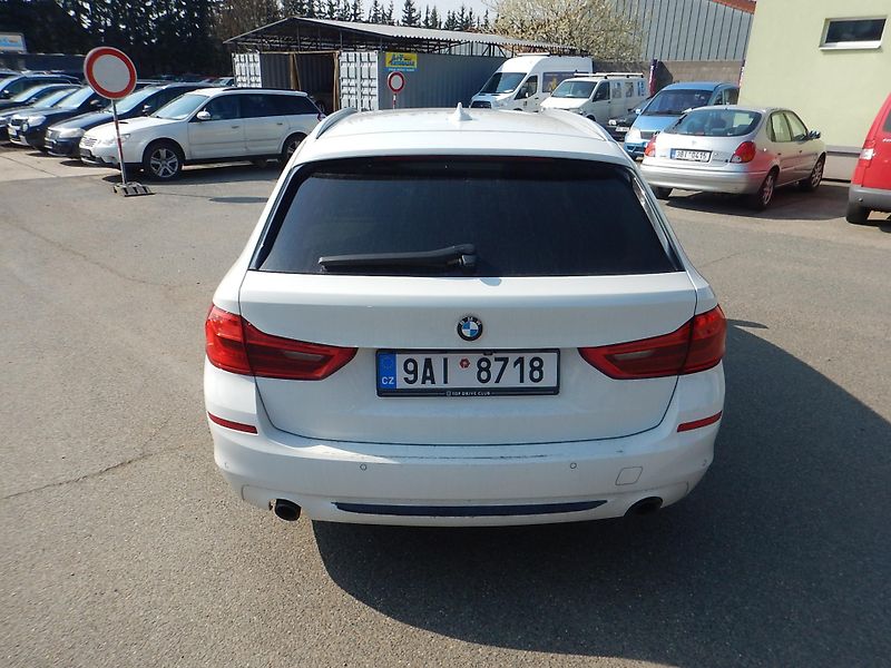 BMW Řada 5 520D XDRIVE - fotka 5 z 26