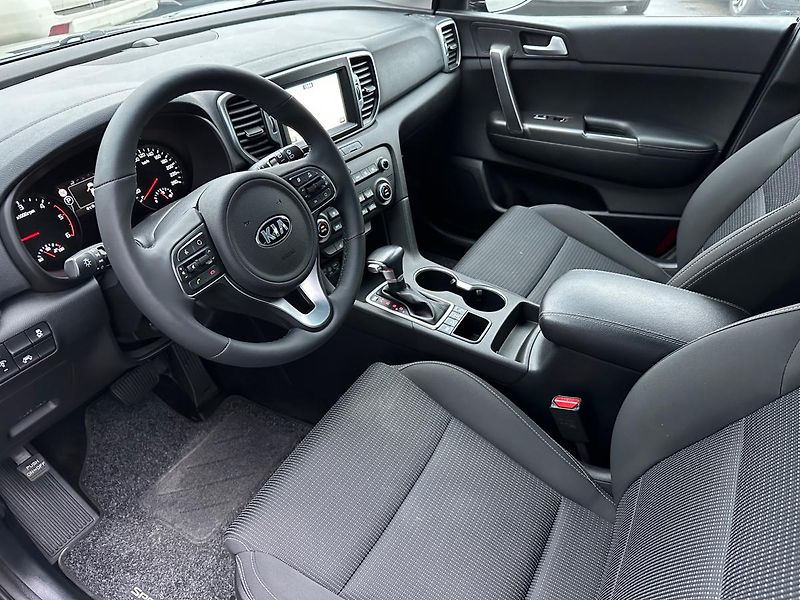 Kia Sportage (2018) Style 2.0 CRDI 136 KW 4x4 - CZ - fotka 9 z 21